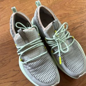 Sorel Kinetic Sneakers